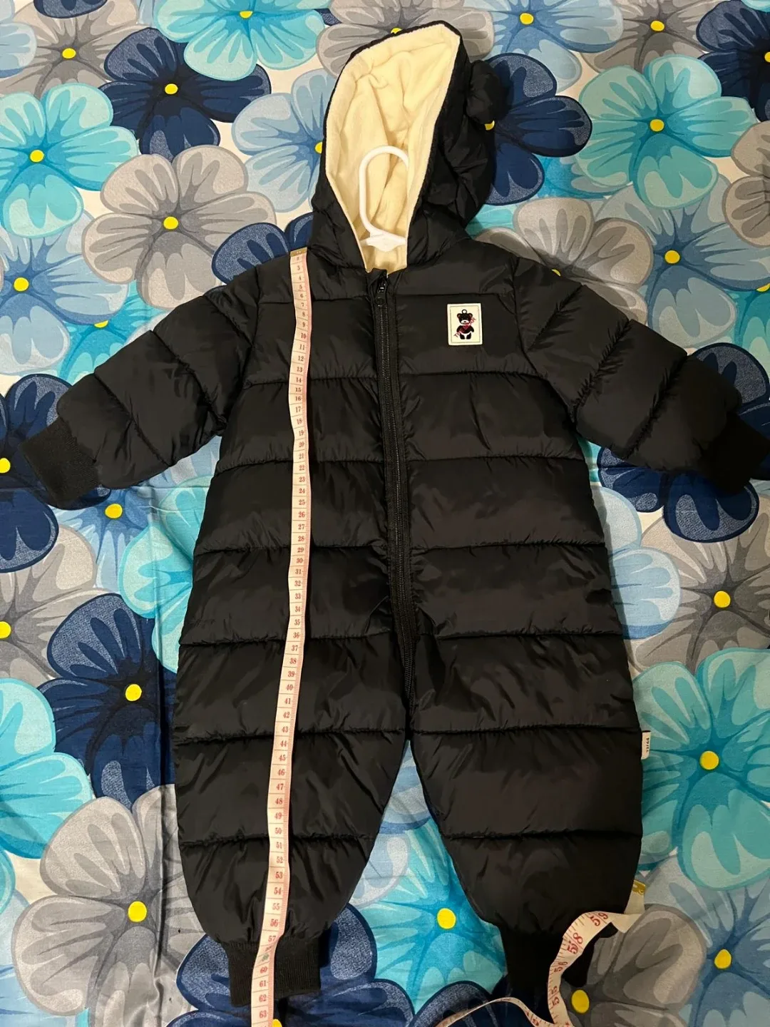 Snowsuit (6-9 months)