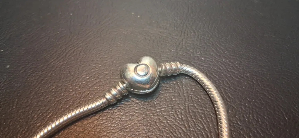 Pandora Silver initial "N" and Birthday Cake Charm Bracelet image indicator(5)