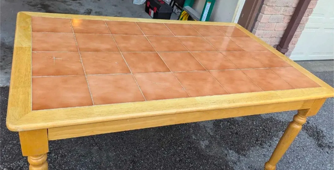 Wood Dining Table with Tile Inlay image indicator(3)