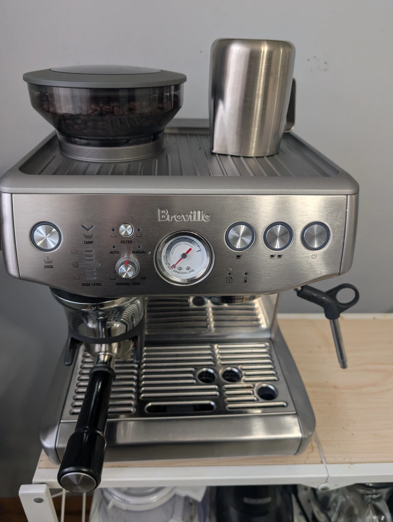 Breville Barista Express Espresso Machine - photo 2