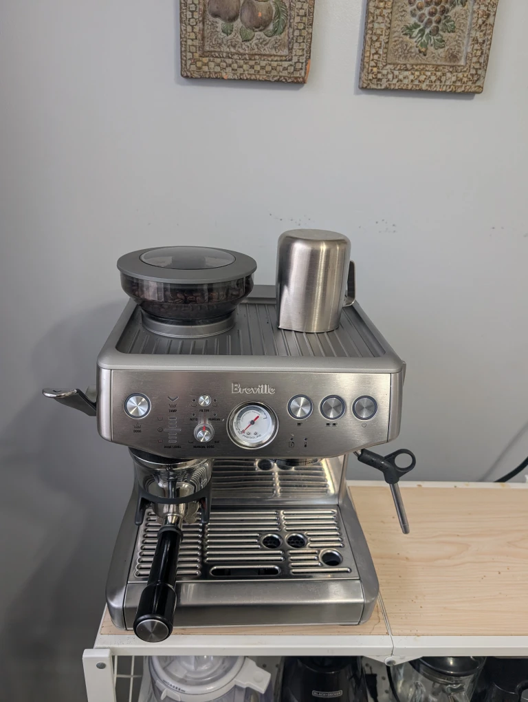Breville Barista Express Espresso Machine - photo 3