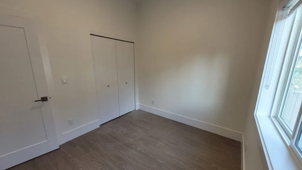 1 Bedroom 1 Bathroom - Brand New Private Suite image indicator(10)