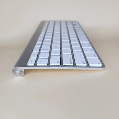 Apple Magic Keyboard - photo 2