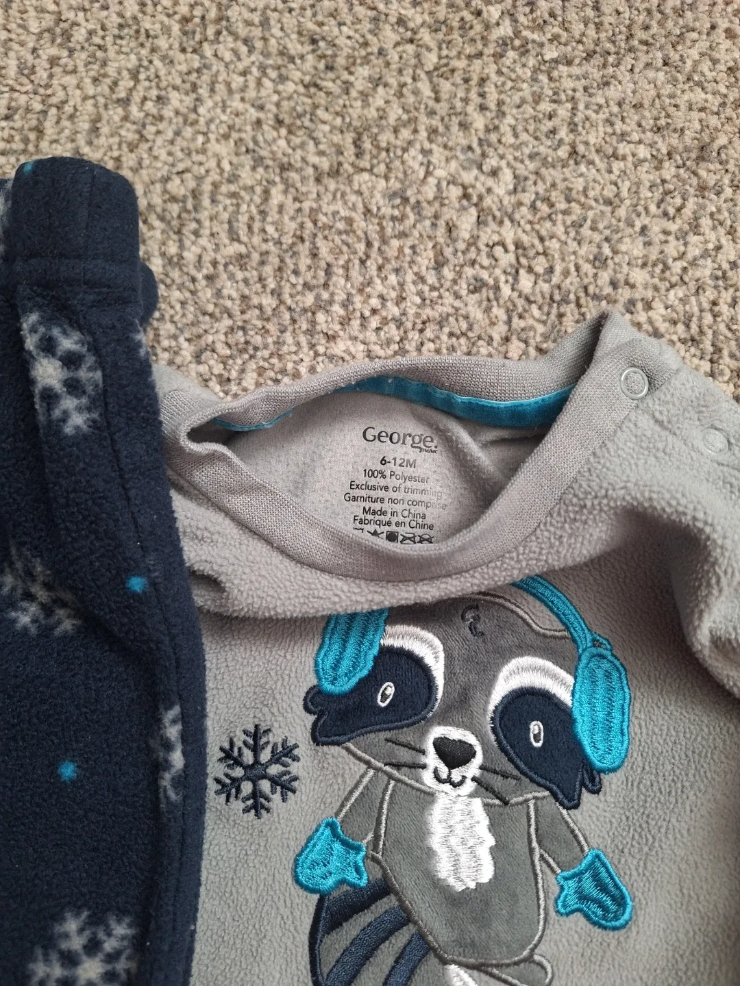 Winter Baby Clothes Bundle (6-12 Months) image indicator(4)