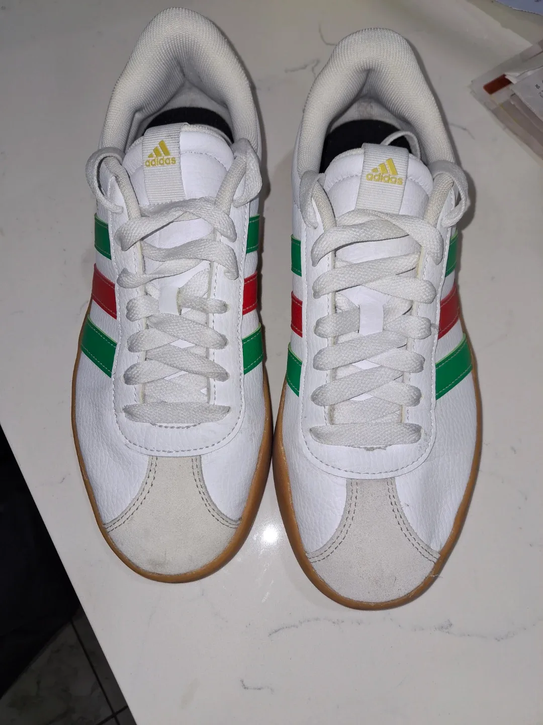 Adidas Court Team Bounce Shoes - White/Green/Red image indicator(3)