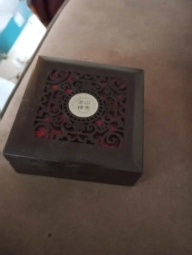 Shanshan Temple Canada box with goodies