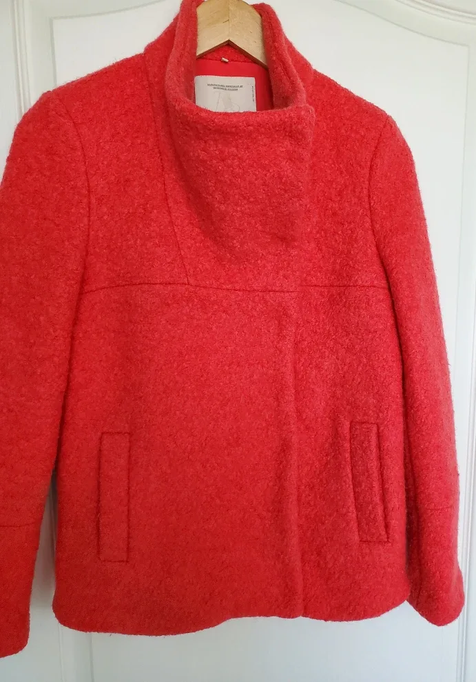 Zara Trafaluc Red Coat - Size S image indicator(4)