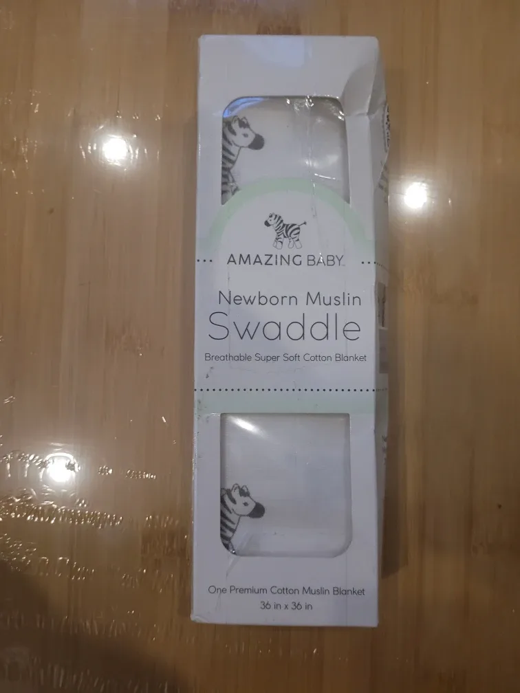 Amazing Baby Newborn Muslin Swaddle Blanket - New