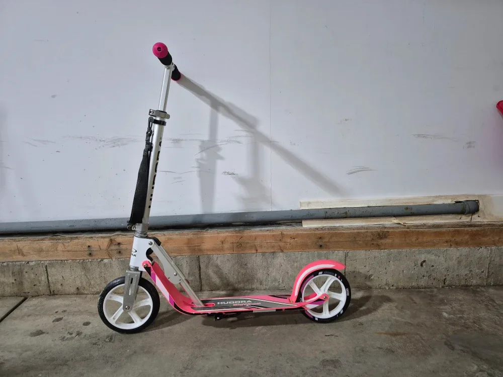 Hudora Scooter - Pink & Silver image indicator(2)