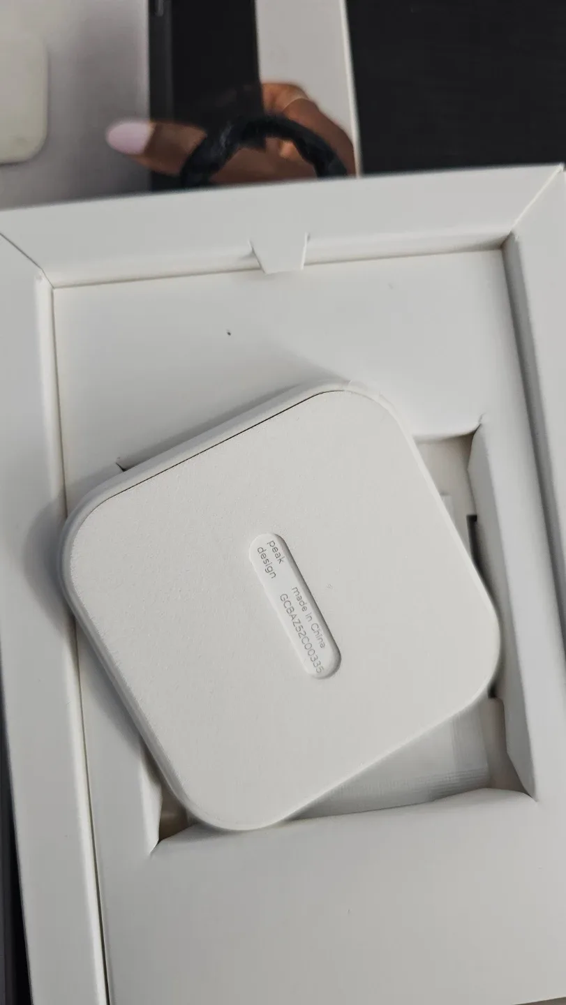 New Peak Design Mobile Wall Mount image indicator(4)