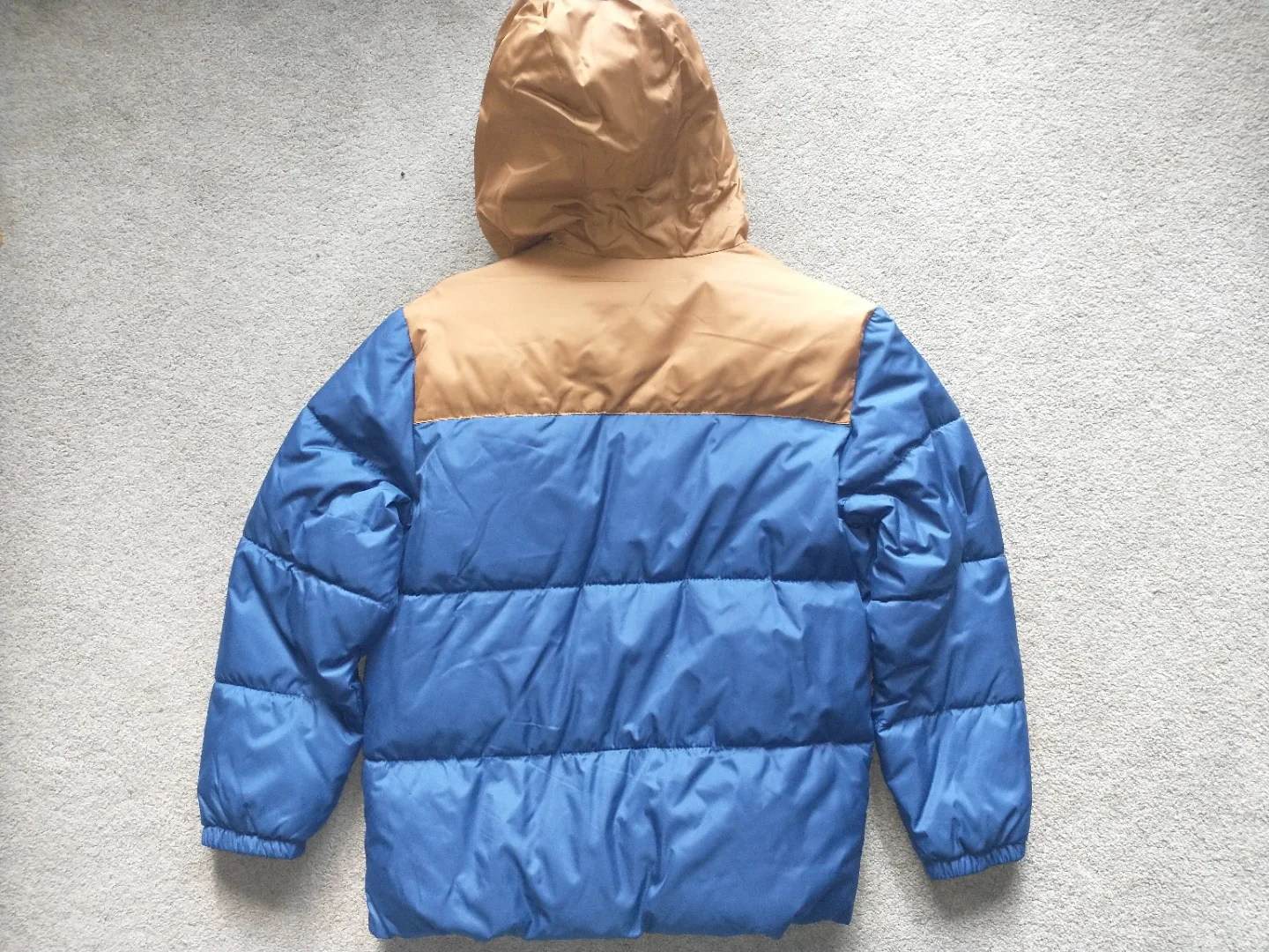 Old Navy Puffer Jacket - Size L (10-12) image indicator(4)