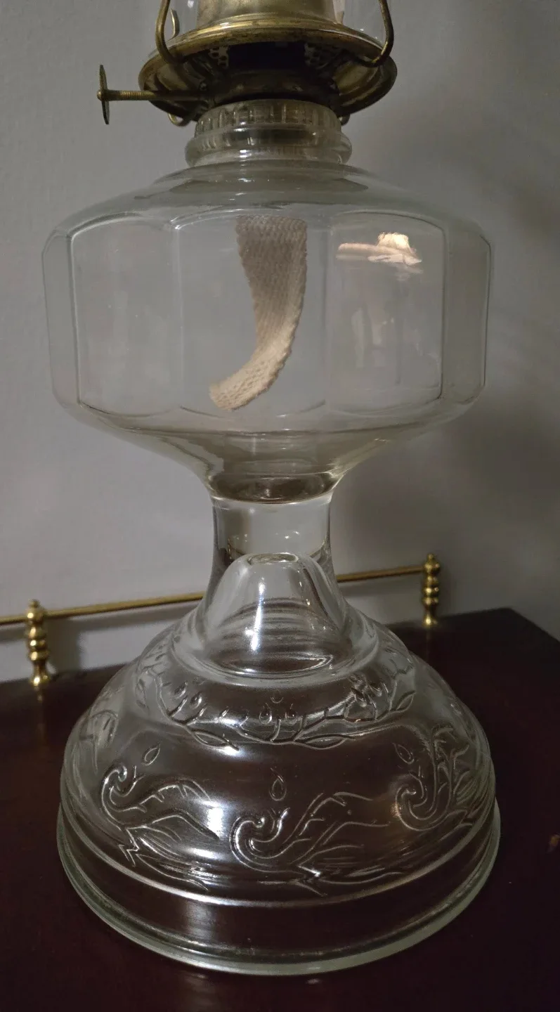 Antique Early 1900's Kerosene Oil Lamp image indicator(3)