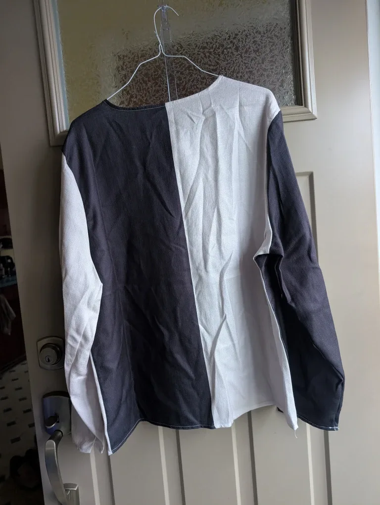 BNWOT Mens sz med, Michael Myers shirt image indicator(2)