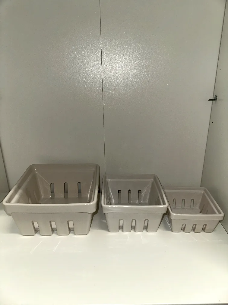 Ceramic Berry Baskets - Set of 3 thumbnail