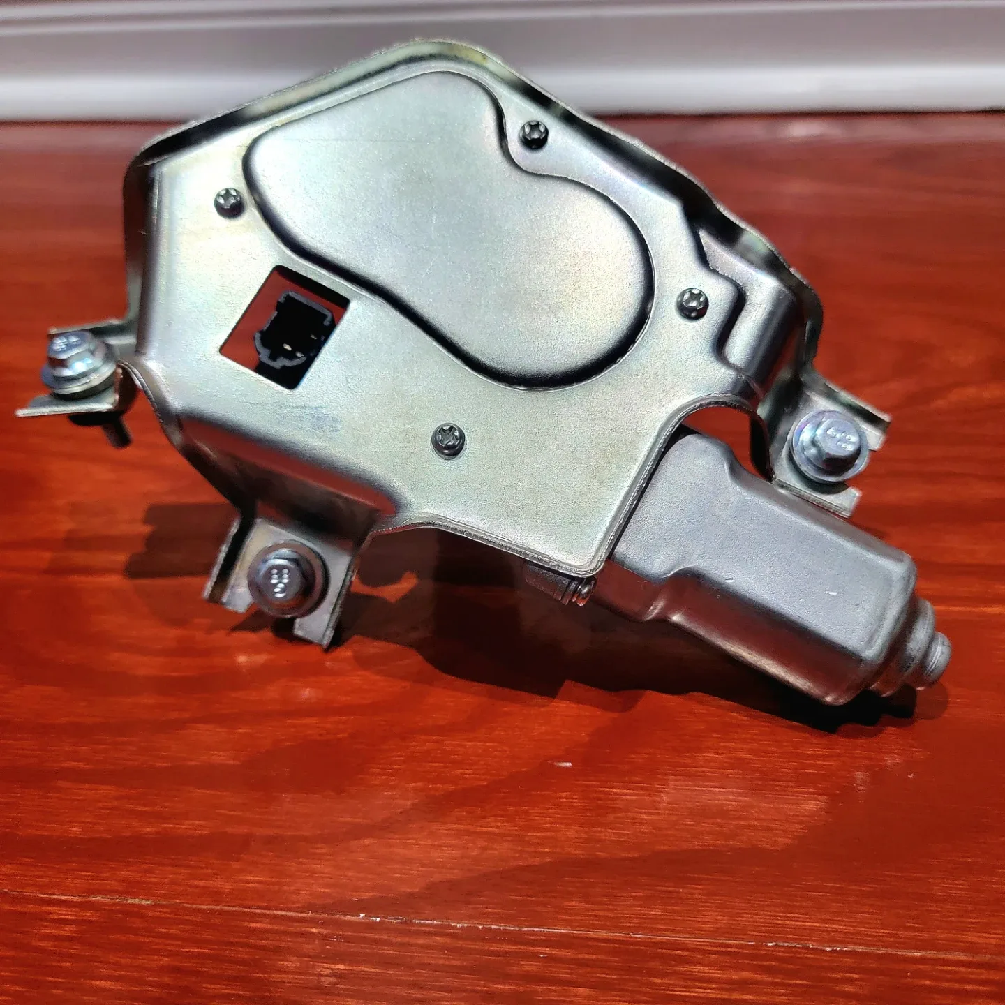 A-Premium Rear Windshield Wiper Motor image indicator(5)