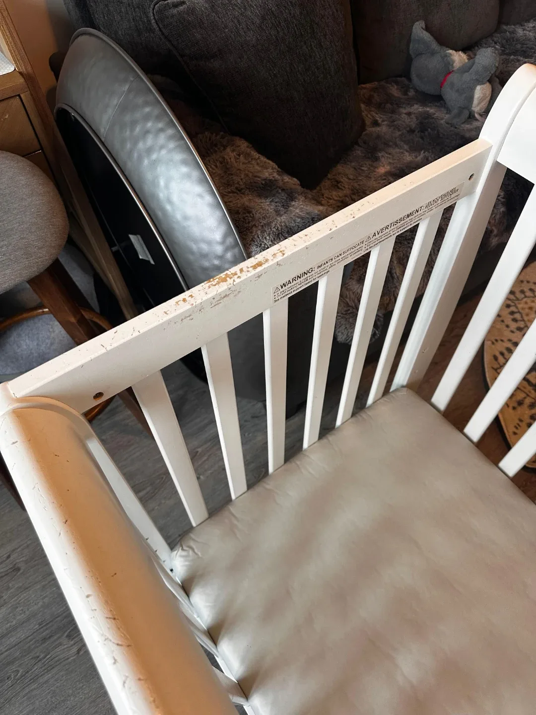 4-in-1 Mini Convertible Crib & Deluxe Waterproof Mattress Set image indicator(5)