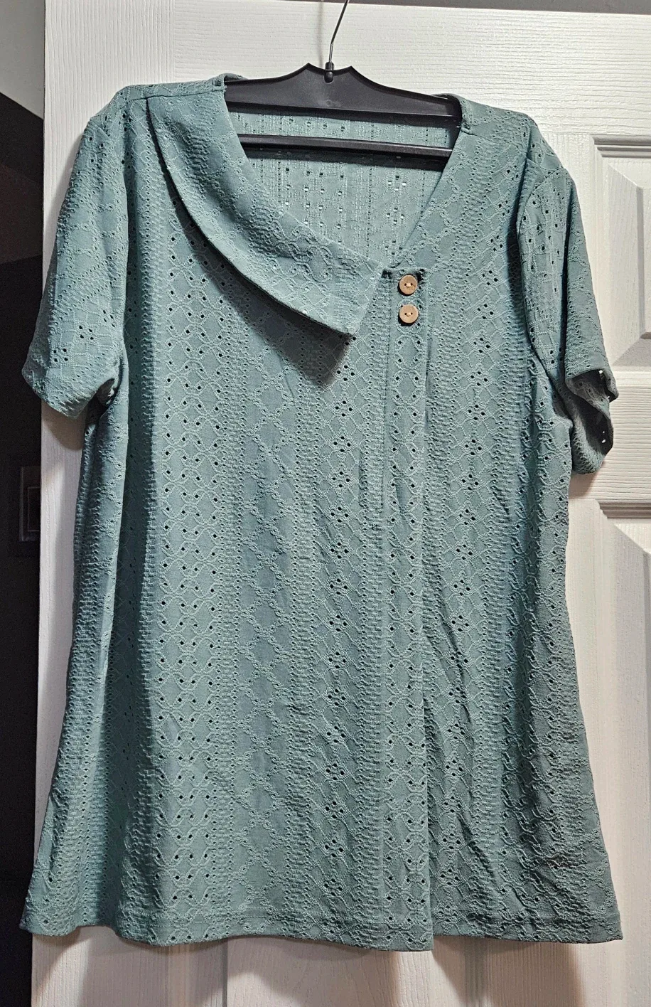Green Short Sleeve Blouse with Buttons