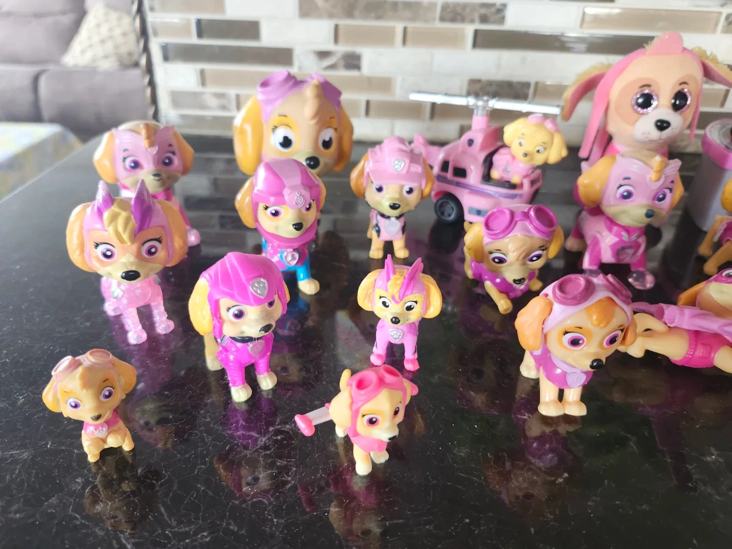 Paw Patrol Skye Figures Lot image indicator(2)