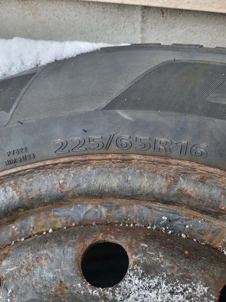 Set of 4 Tires 225/65R16 - photo 5