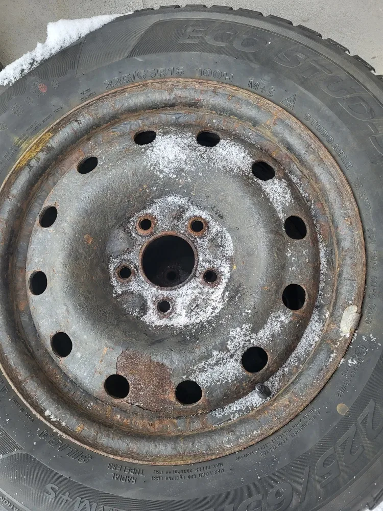 Set of 4 Tires 225/65R16 image indicator(6)