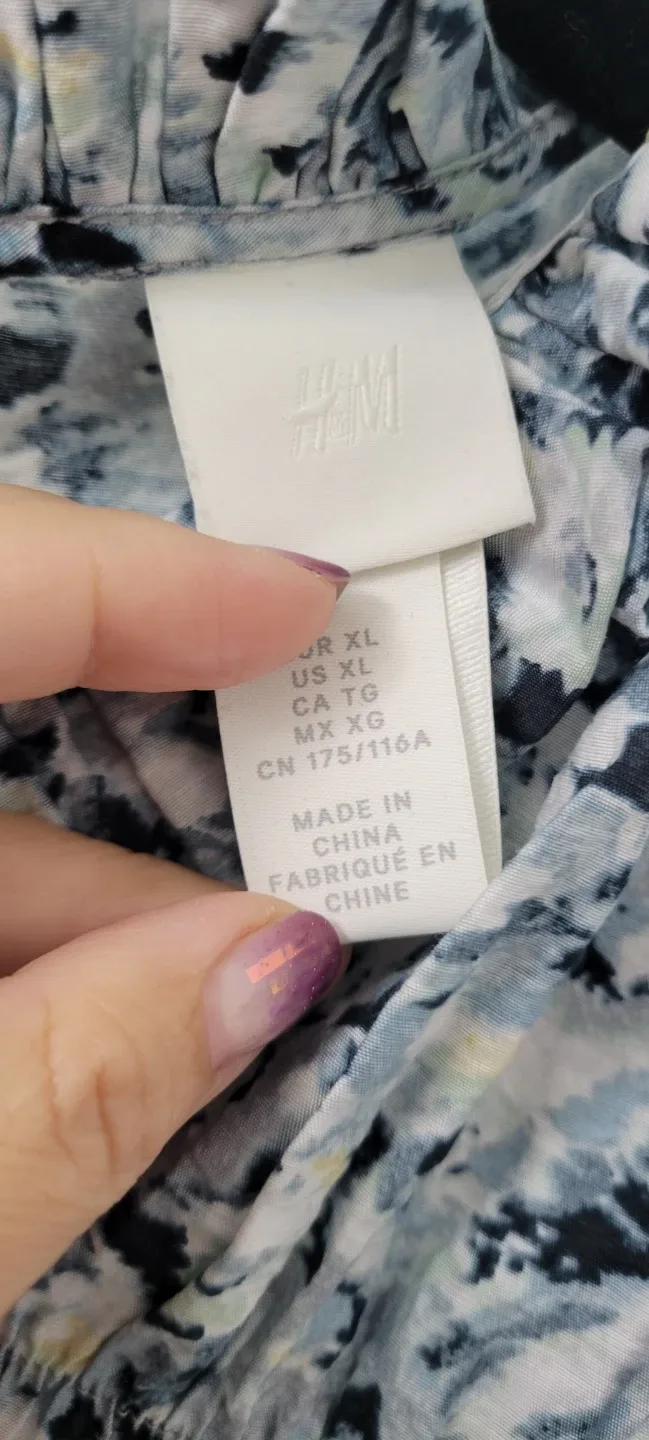 H&M Floral Print Dress - Size XL image indicator(3)