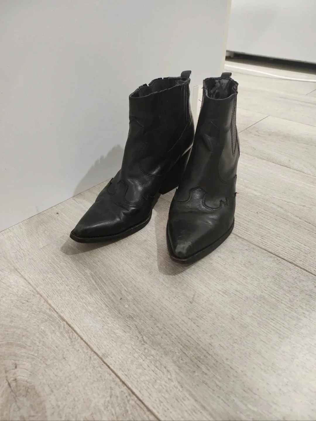 Black Leather Cowboy Ankle Boots image indicator(3)