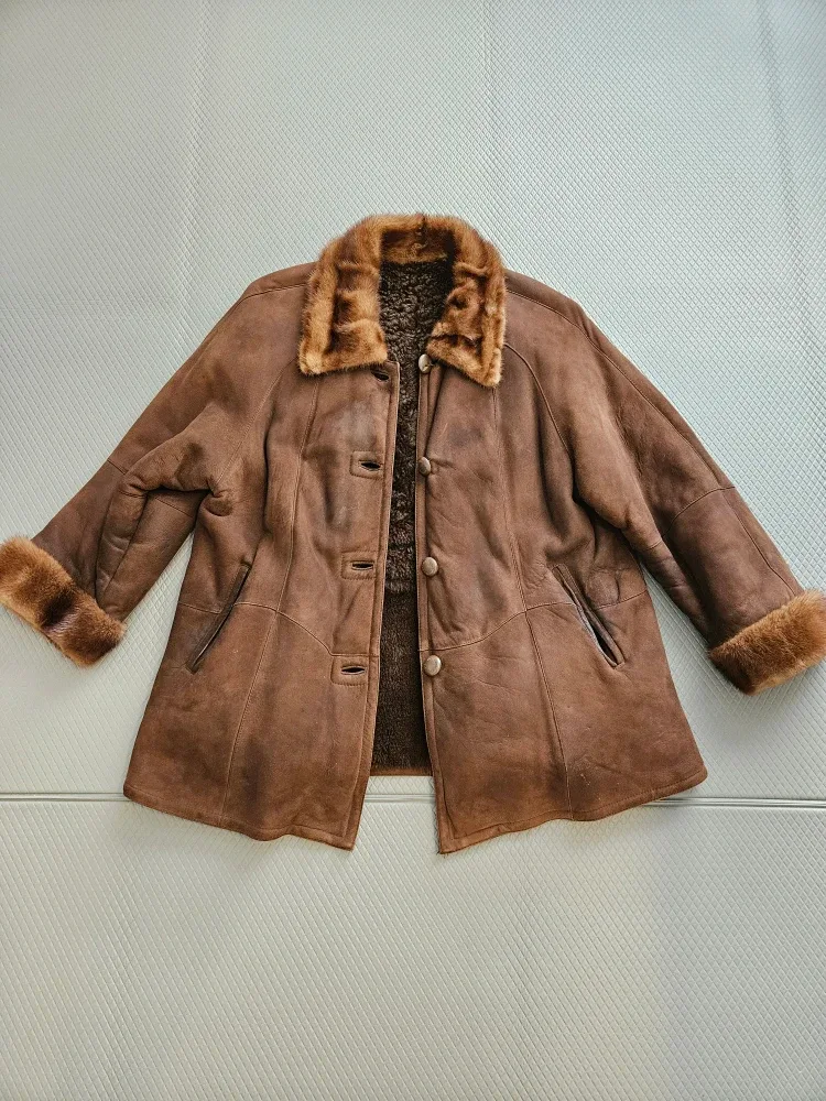 Brown Shearling jacket with Fur Trim image indicator(3)