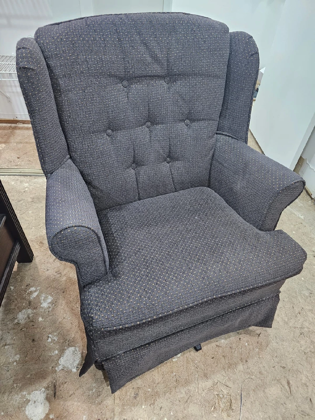 Wingback Armchair - Grey - photo 2