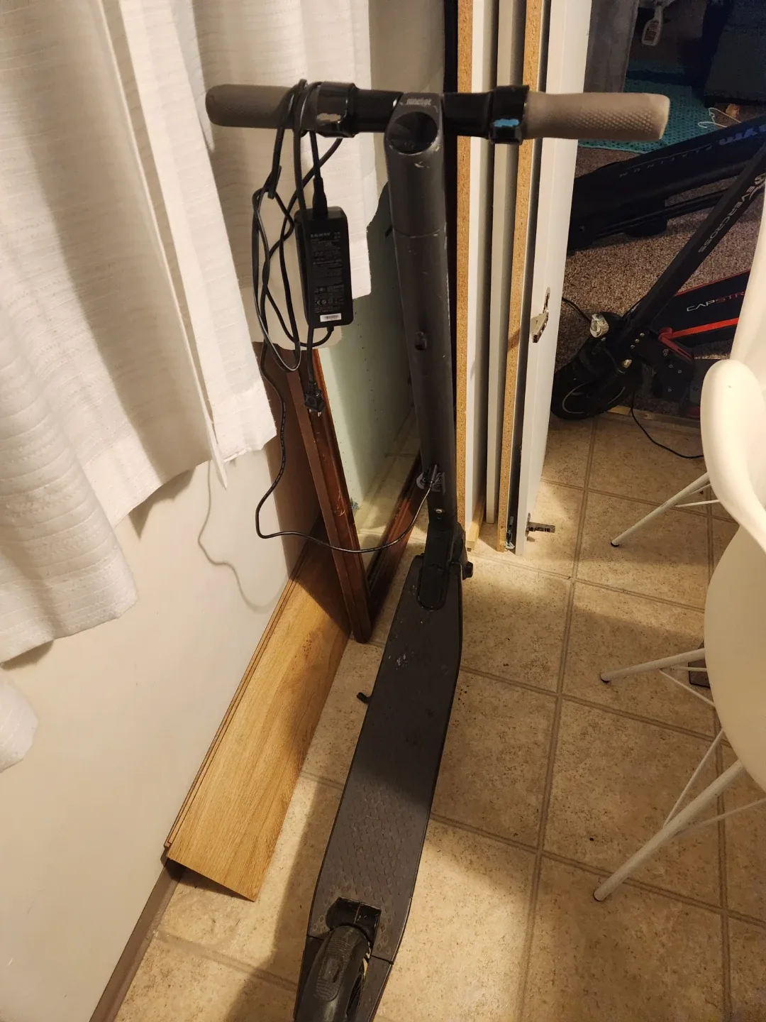 Ninebot by Segway Electric Scooter image indicator(3)