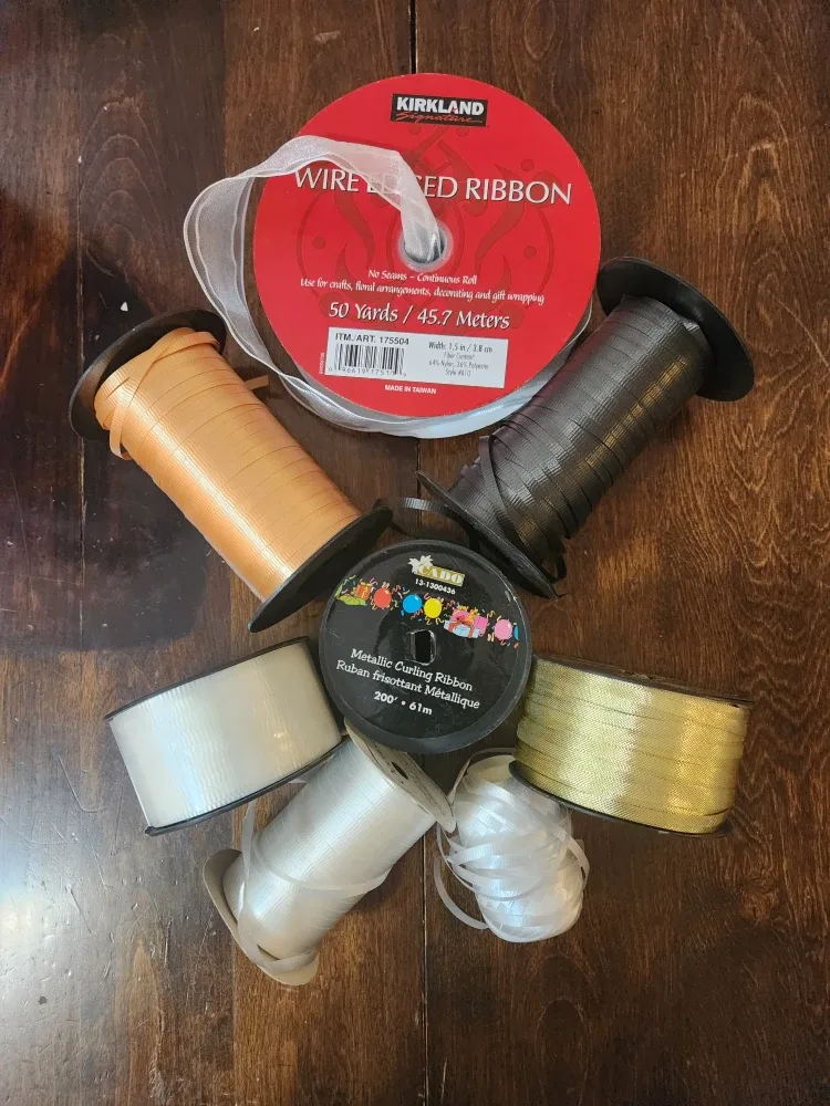 Kirkland & Cabo Ribbon Set
