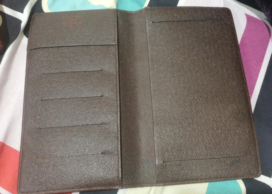 Louis Vuitton Damier Ebene Long Wallet/Checkbook Holder (M0928) - photo 2