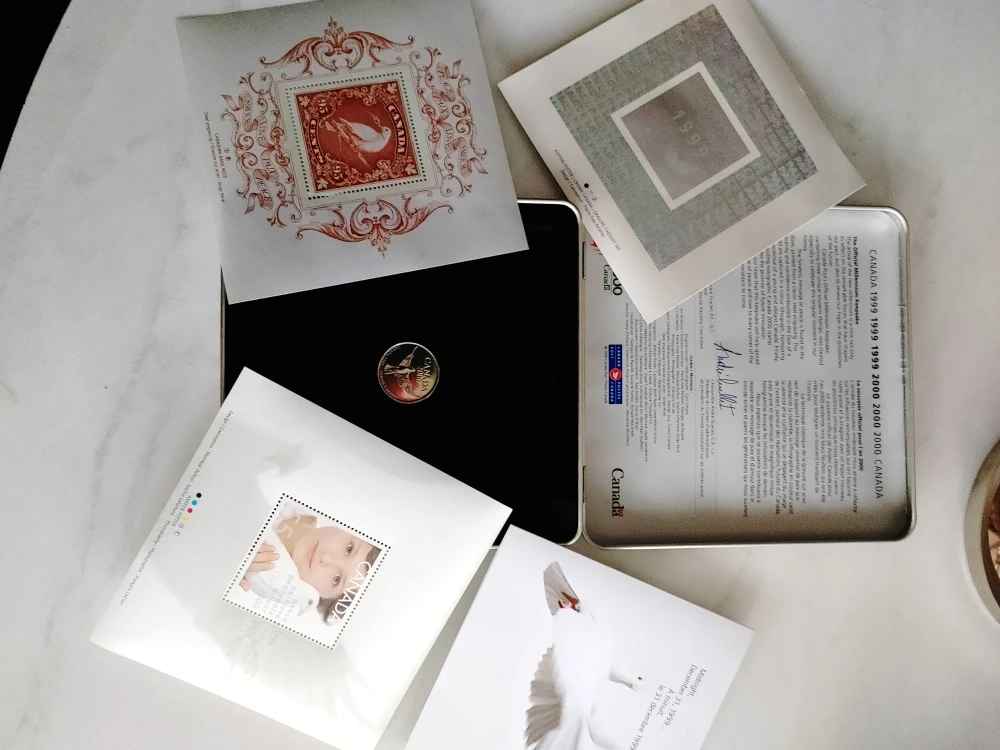 Canada 2000 Millennium Keepsake - Stamps and Coin - photo 5