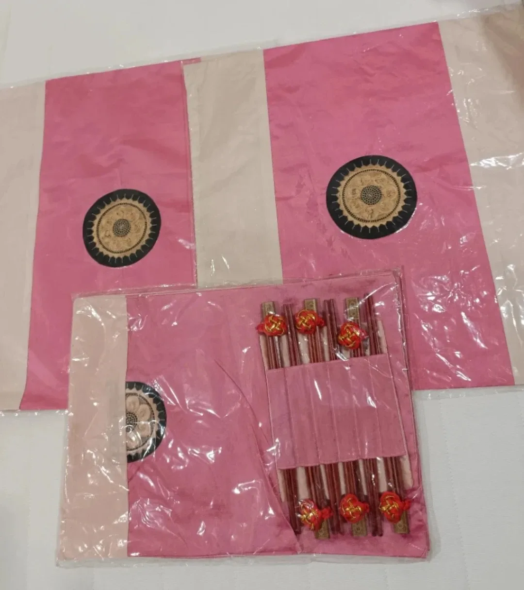 New Korean Traditional Table Runner & Chopsticks Set