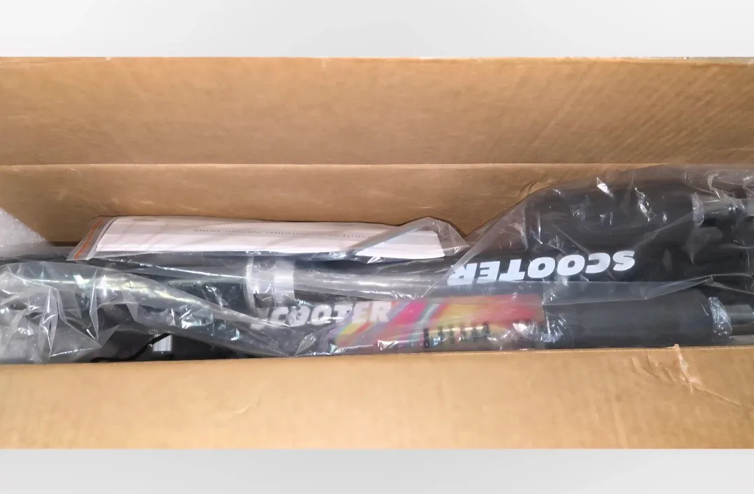 New TENBOOM Scooter for Kids - LED Light-up Wheels - Black image indicator(2)