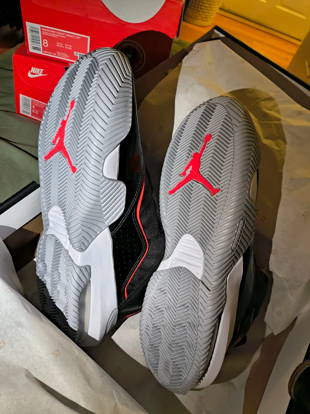 Jordan Stay Loyal Black/Chile Red Size 10.5 image indicator(5)