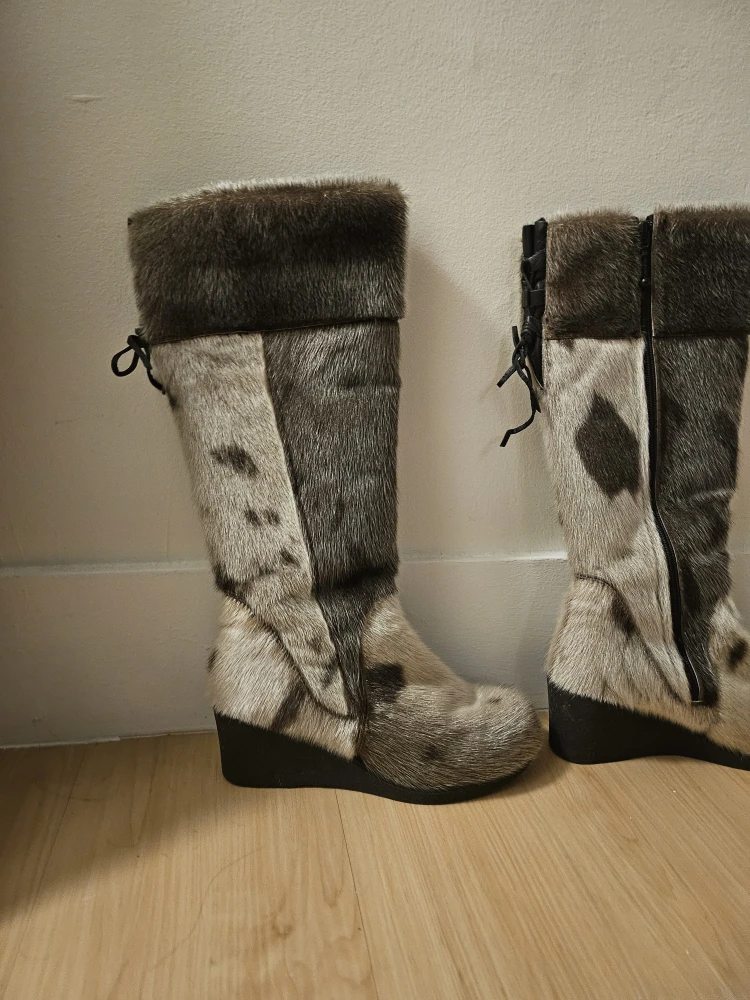 Bilodeau Seal skin boots