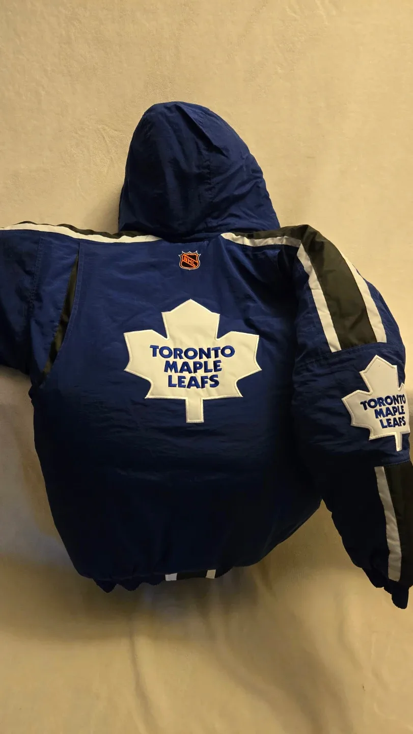 Starter Toronto Maple Leafs Jacket Size S image indicator(5)