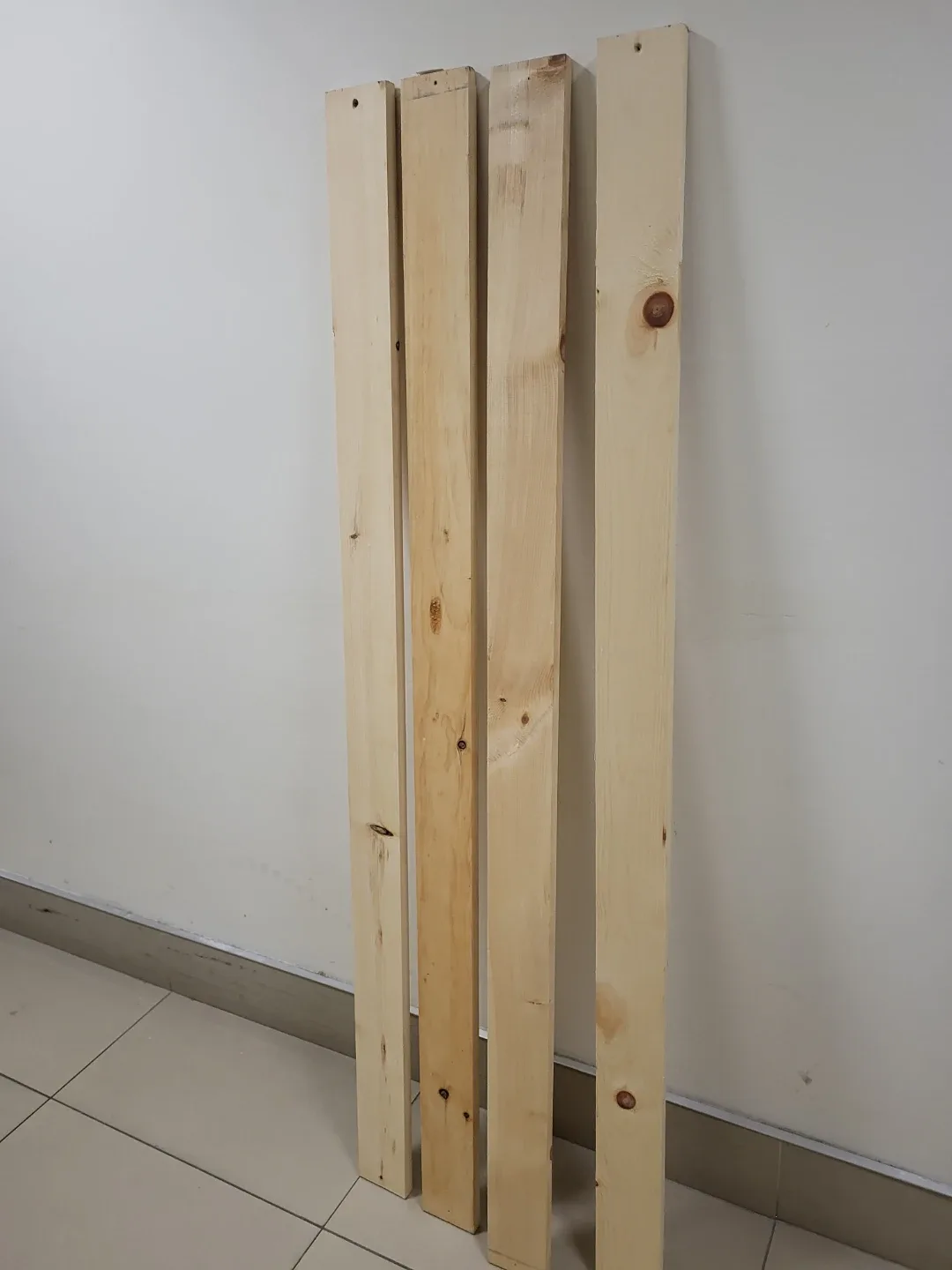 Pine Lumbers/Woods 6 feet, size 6x1in. 4 pieces, Irving Brand image indicator(2)