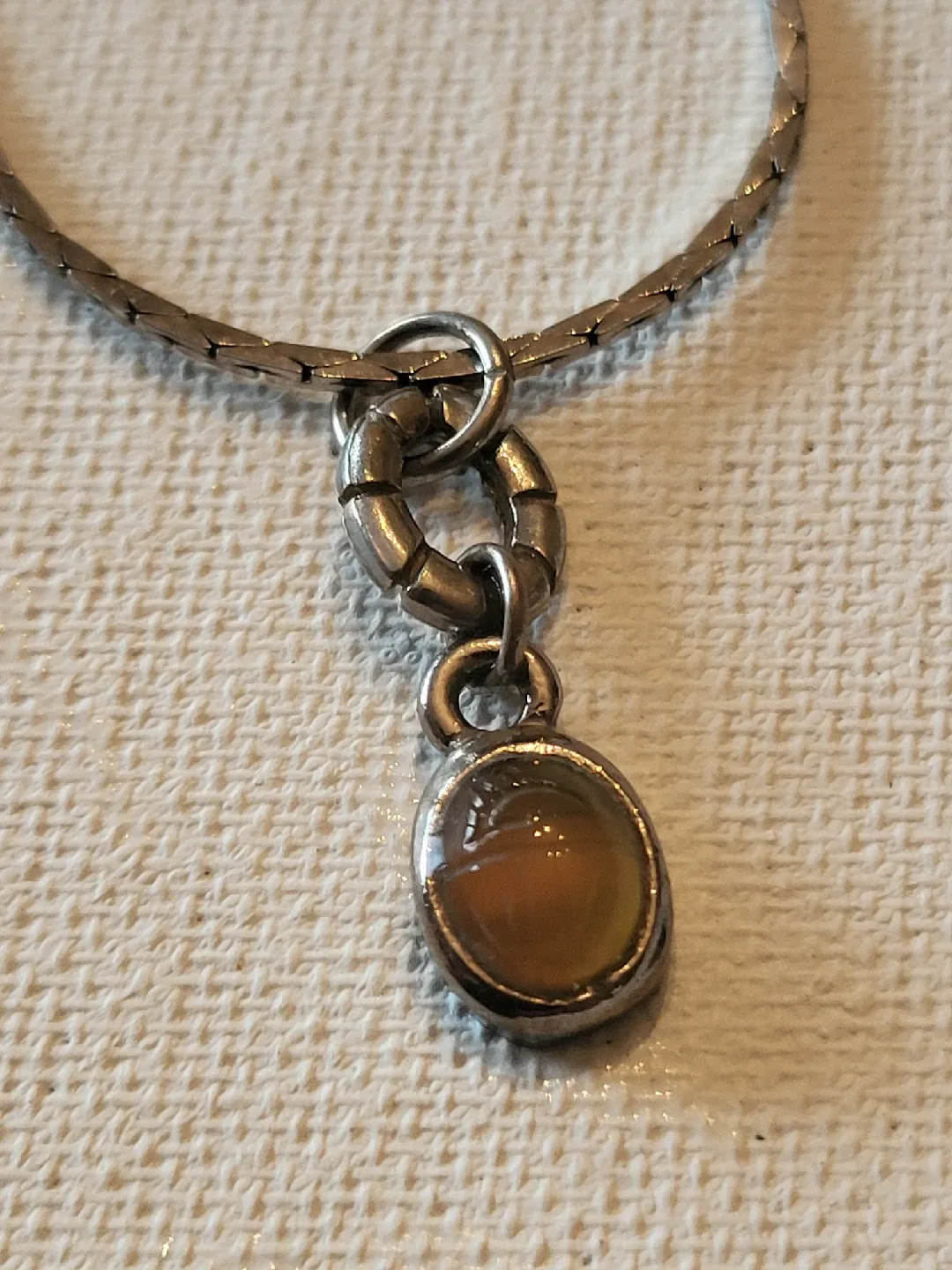Vintage Necklace with Amber Pendant image indicator(2)