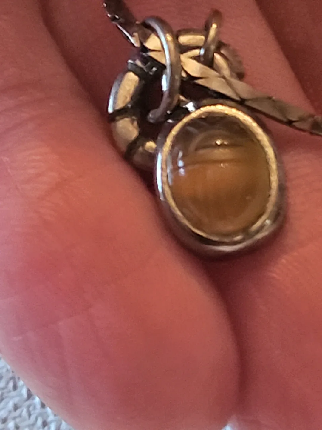 Vintage Necklace with Amber Pendant image indicator(4)