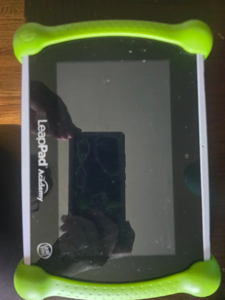 LeapPad Academy Tablet Bundle image indicator(4)