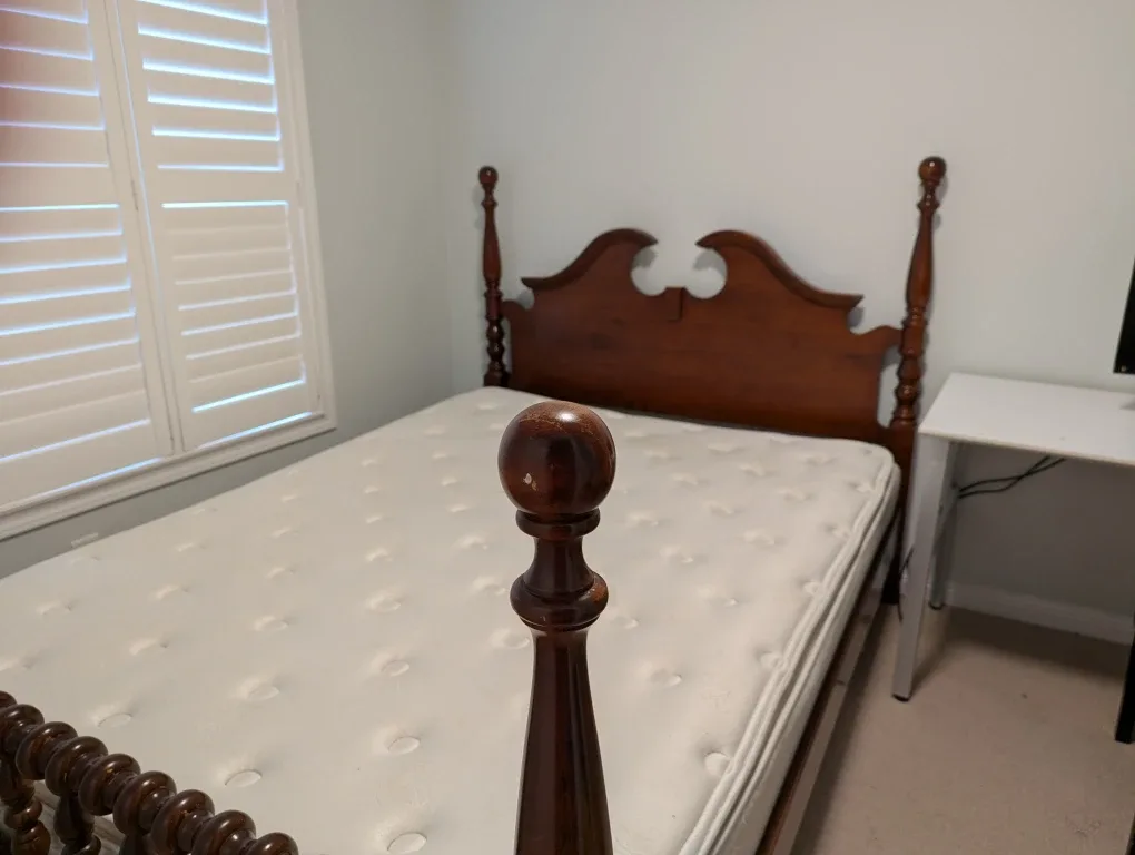 Queen size Wooden Bed Frame with Mattress image indicator(2)