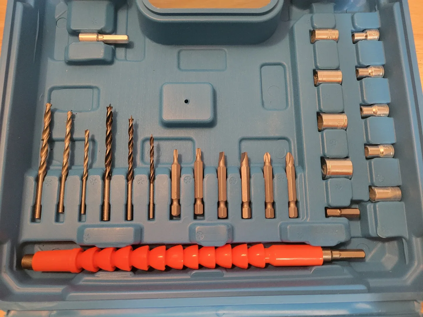 Cordless Drill Driver Kit w/ Case image indicator(3)