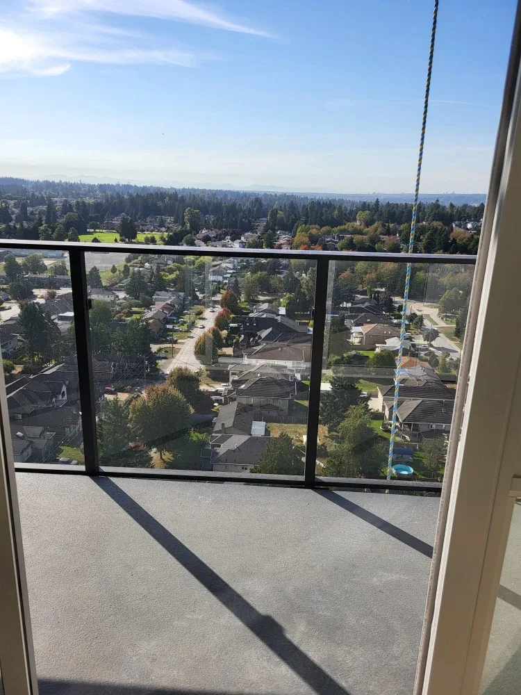 A brand new one bed with a Den  at king George station Surrey image indicator(7)