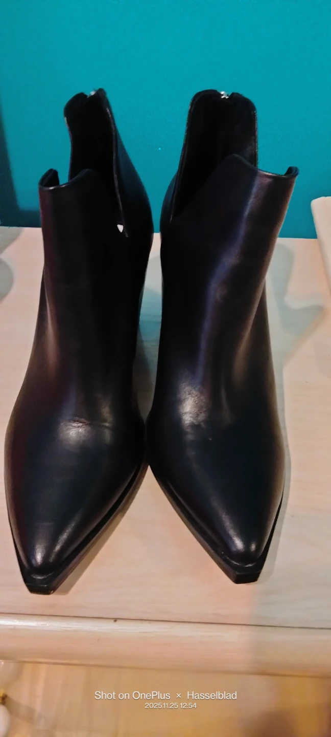 Steve Madden Leather Boots