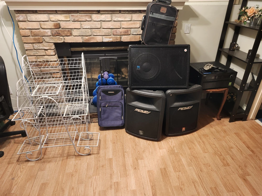 B&W Speaker, Onkyo TX-SR609 Receiver, Peavey Speakers - photo 2