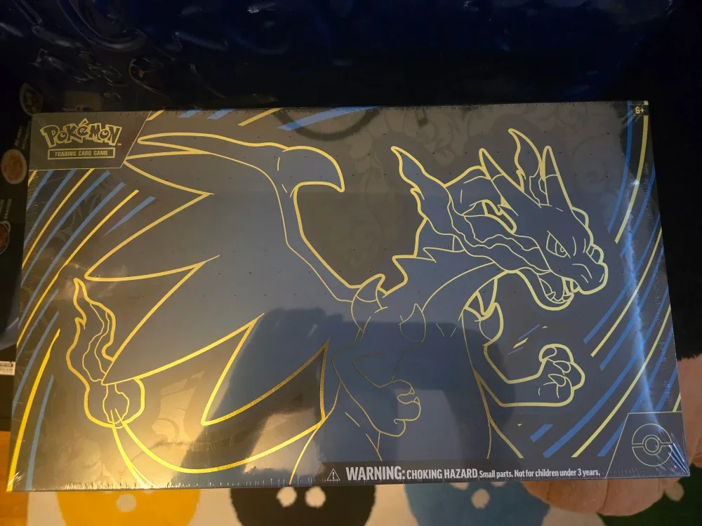 Mega Charizard UPC Ultra-Premium Collection Pokemon TCG