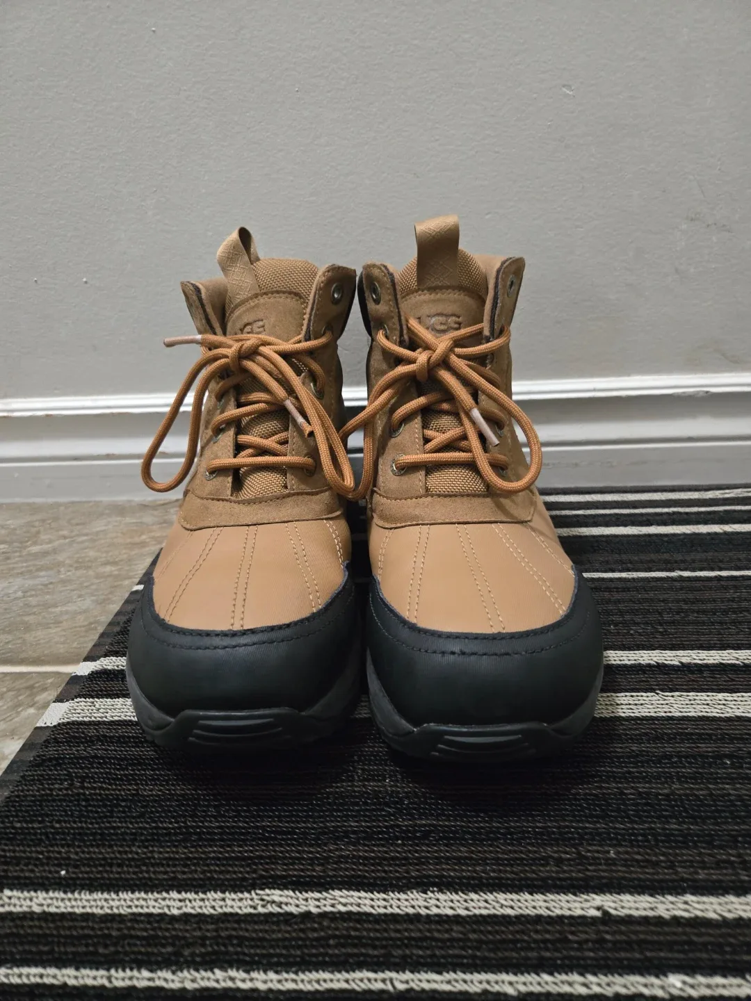 Ugg Waterproof Winter/Biking Boots limited time deal image indicator(3)