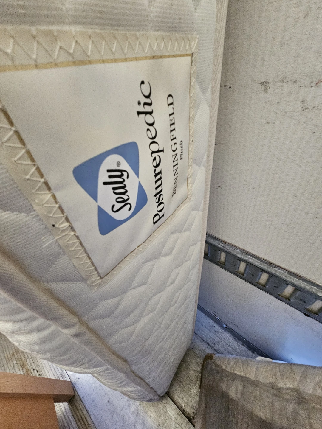 Sealy Posturepedic Benningfield Plush Mattress - photo 2