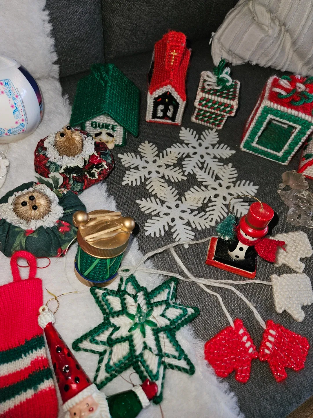 Vintage Christmas Ornaments - Mixed Lot image indicator(6)